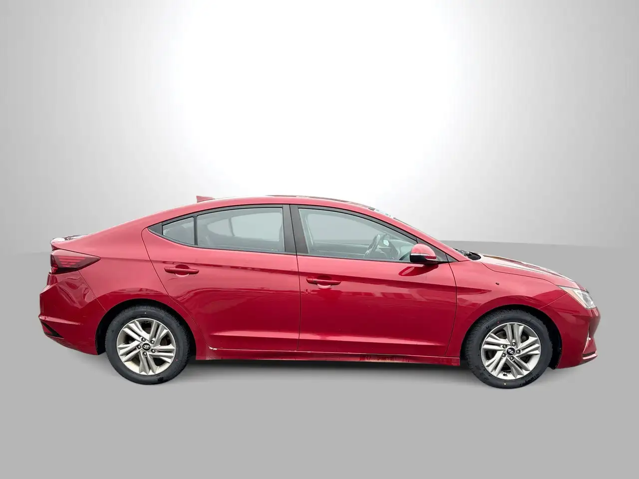 Hyundai ELANTRA снимка Hyundai ELANTRA