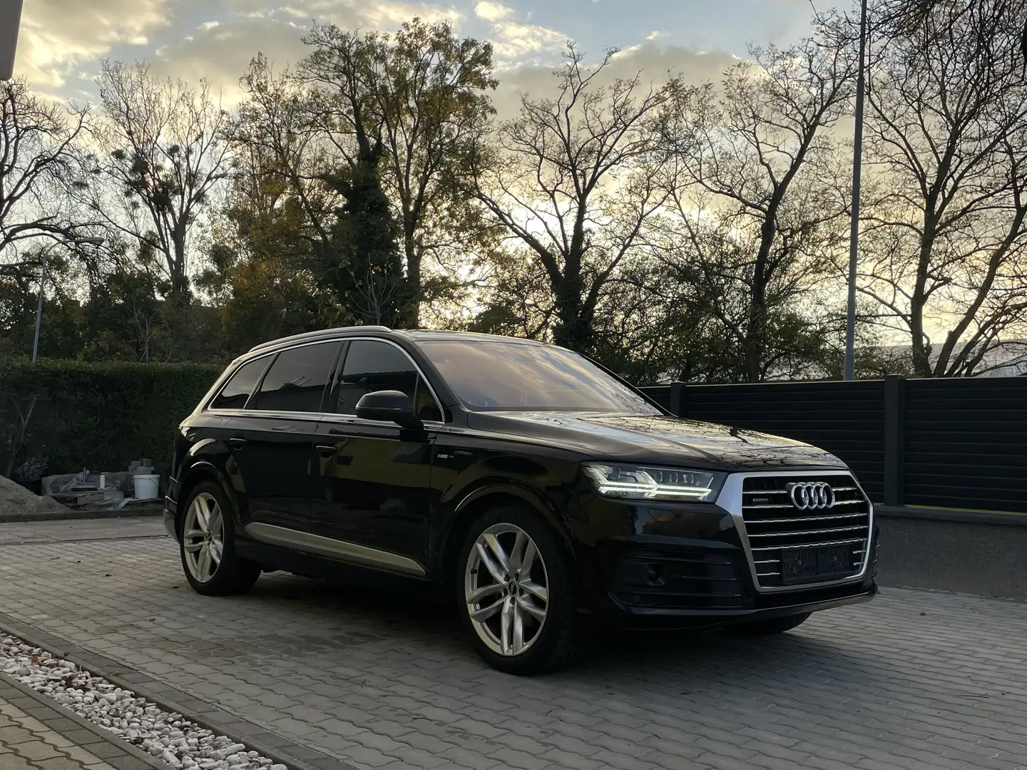 Audi Q7 3,0 TDI quattro Tiptronic Schwarz - 1