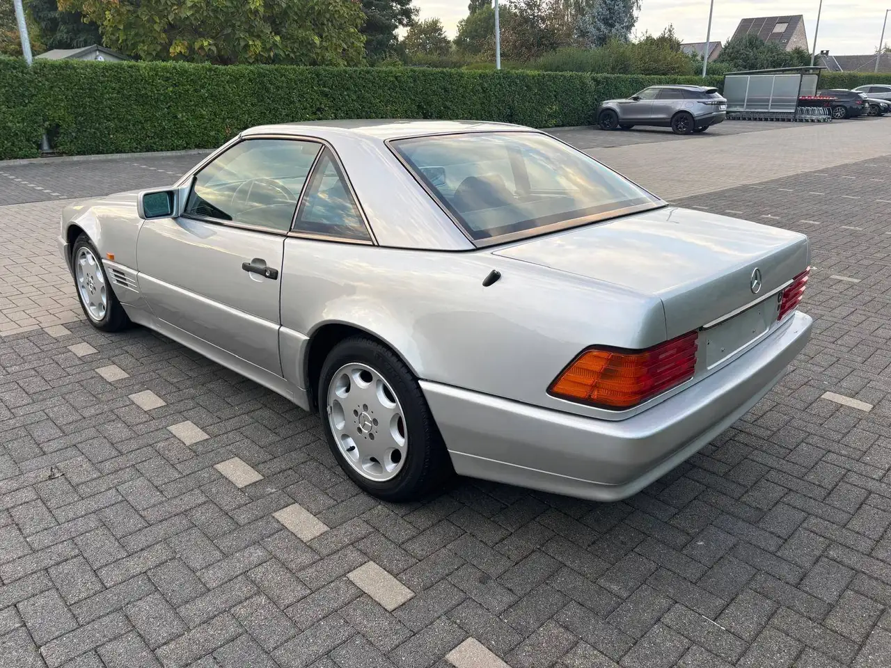 Mercedes-Benz SL 280, foto 9