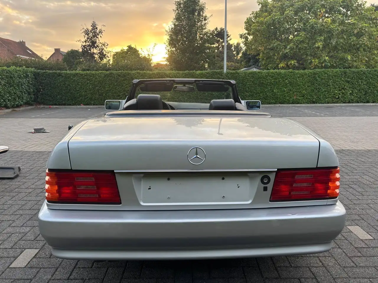 Mercedes-Benz SL 280, foto 3