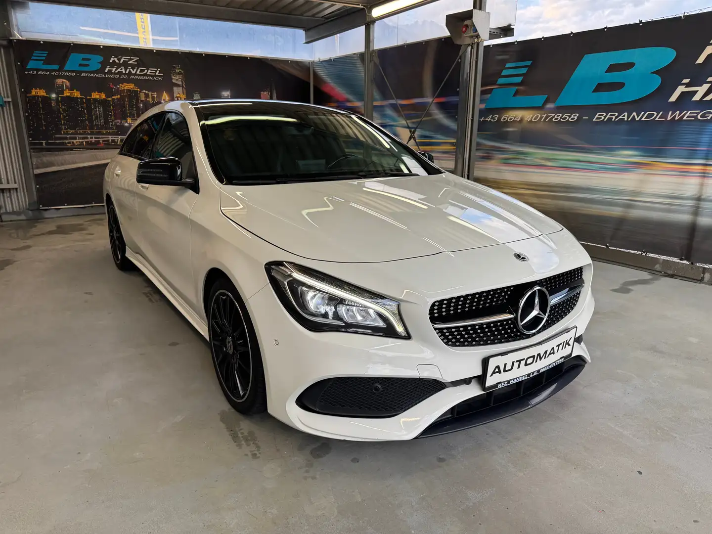 Mercedes-Benz CLA 200 CLA 200 CDI / d 4Matic (117.902) Weiß - 1