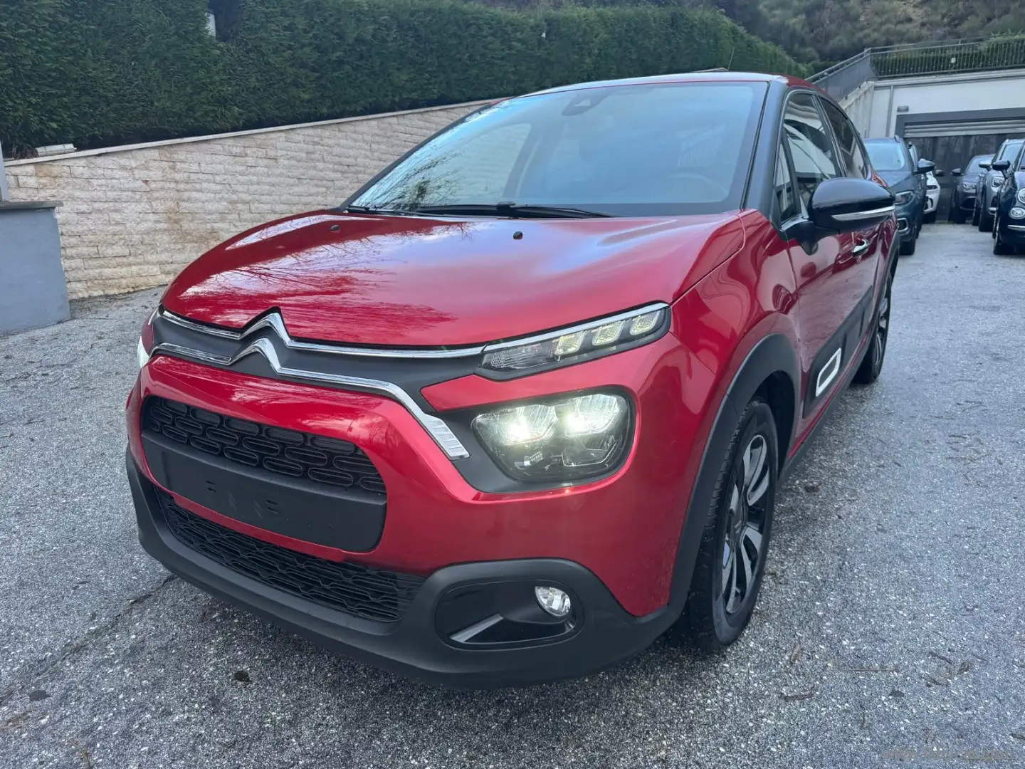Citroen C3 PureTech 110 S&S Max Rosso - 1