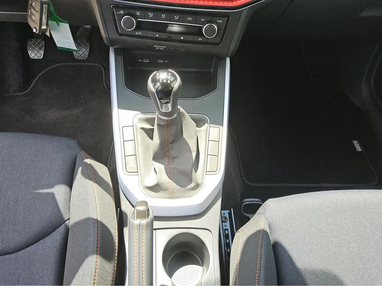 SEAT Arona FR+LeMans+FullLED+Navi 15