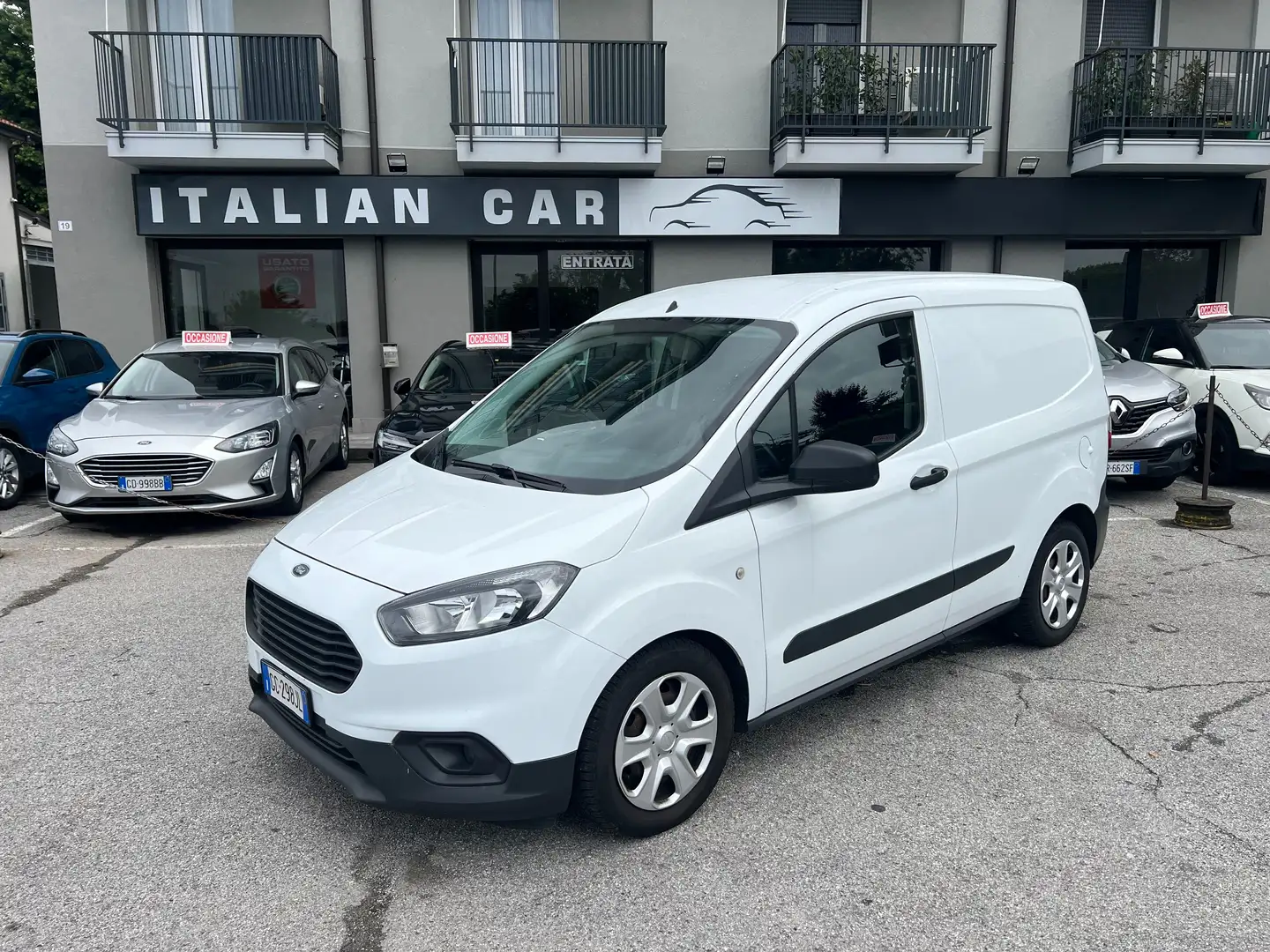 Ford Courier 1.5 Tdci Plus S&S 75 Cv Blanc - 1