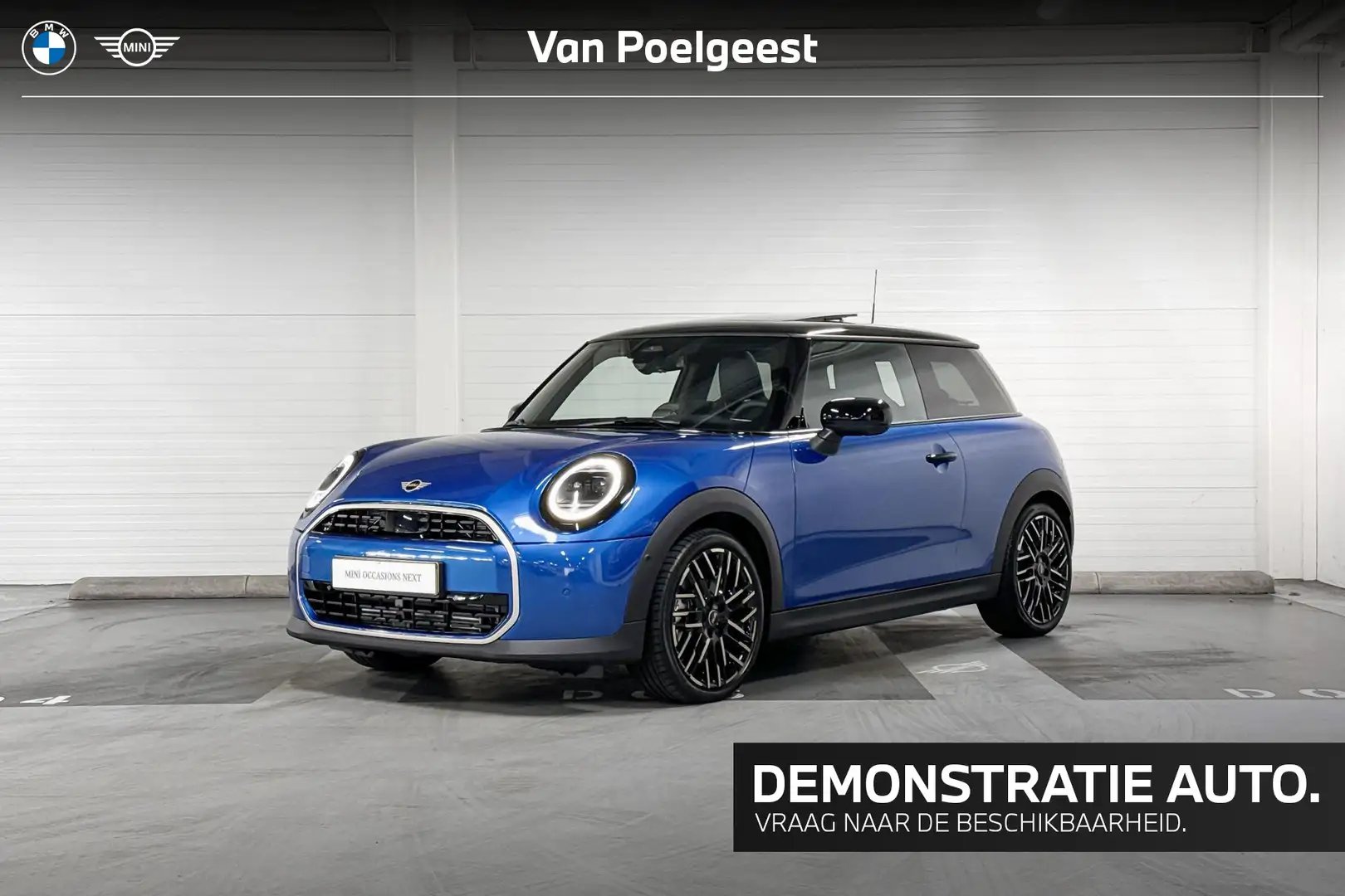 MINI Cooper C | Favoured uitvoering | Pakket M | 18" Night Flash Azul - 1