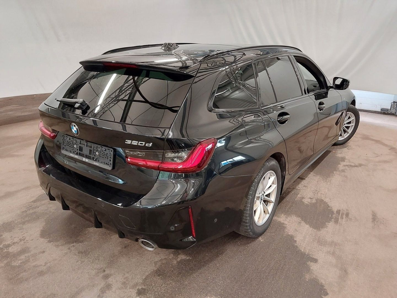 BMW 320 d M Sport ACC AHK KZU QI HUD 3ZK MEMORY 360° — photo 3