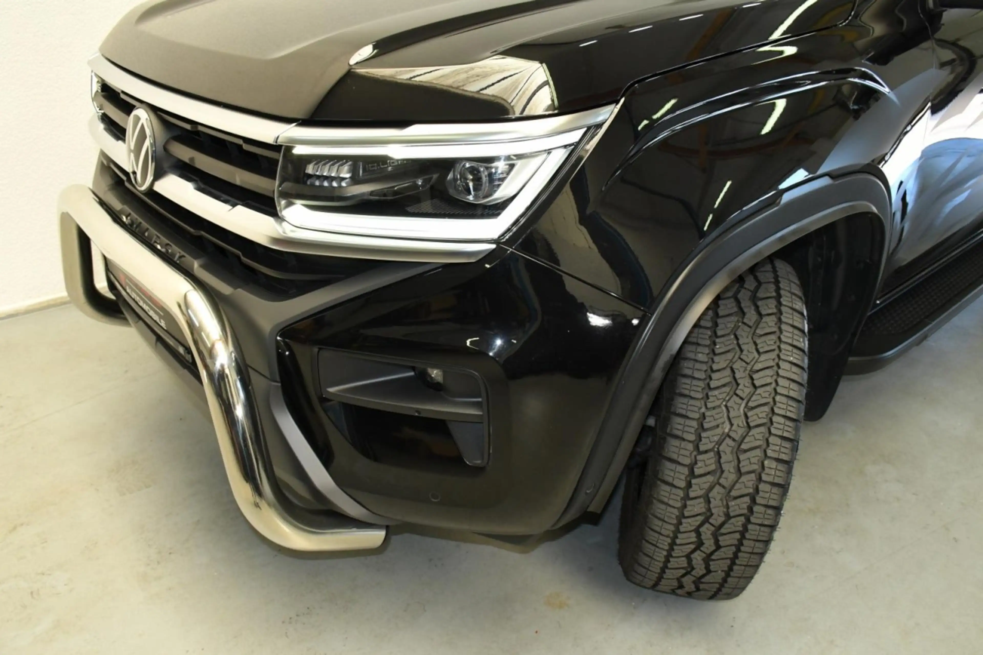 Volkswagen Amarok V6 AWD PA*DK*HARDT*ACC*H&K*LK.HZ*360*APP* Klima — photo 11
