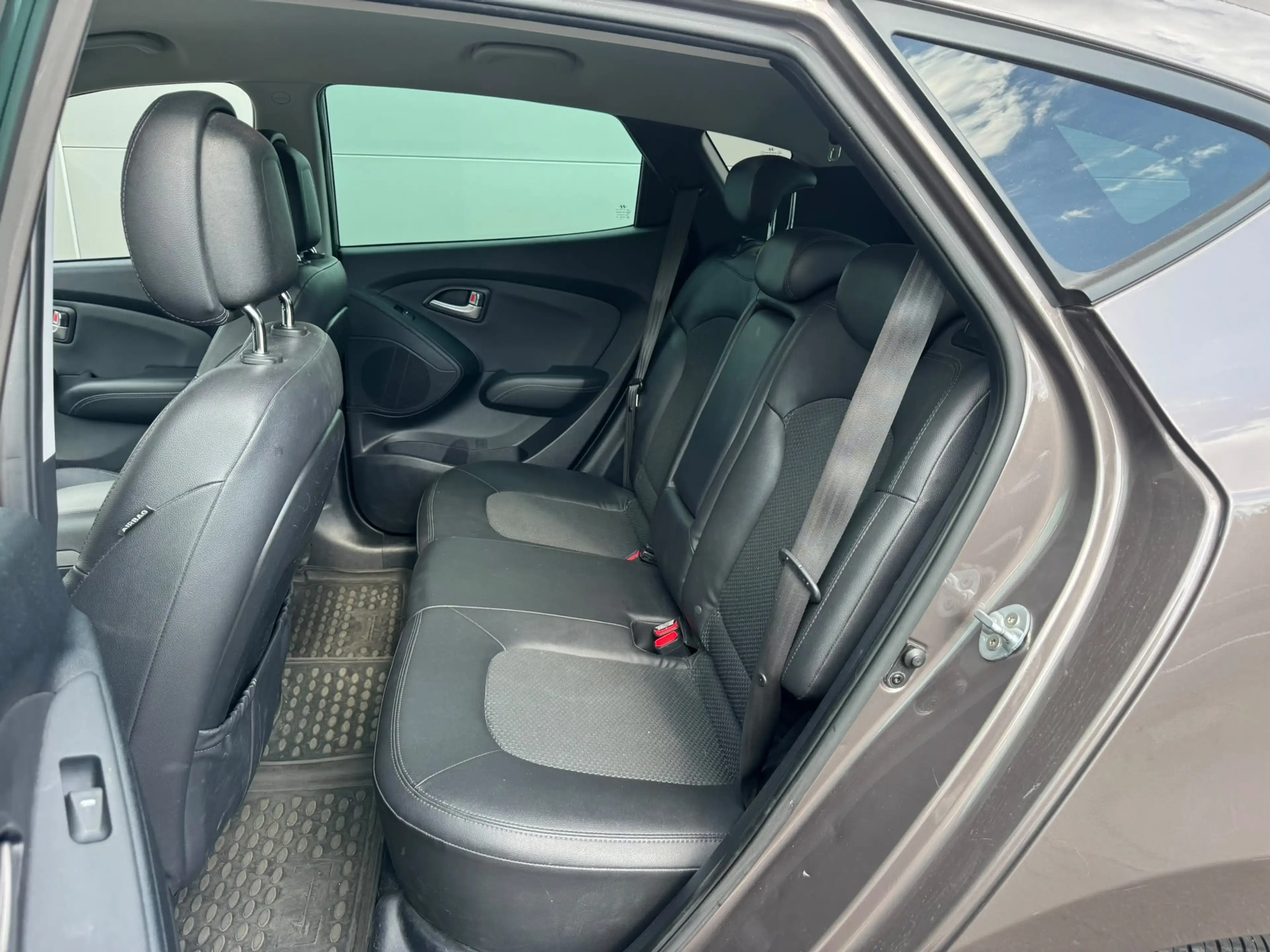 Hyundai iX35 iX35 1.6i 2WD Lounge ISG — photo 5