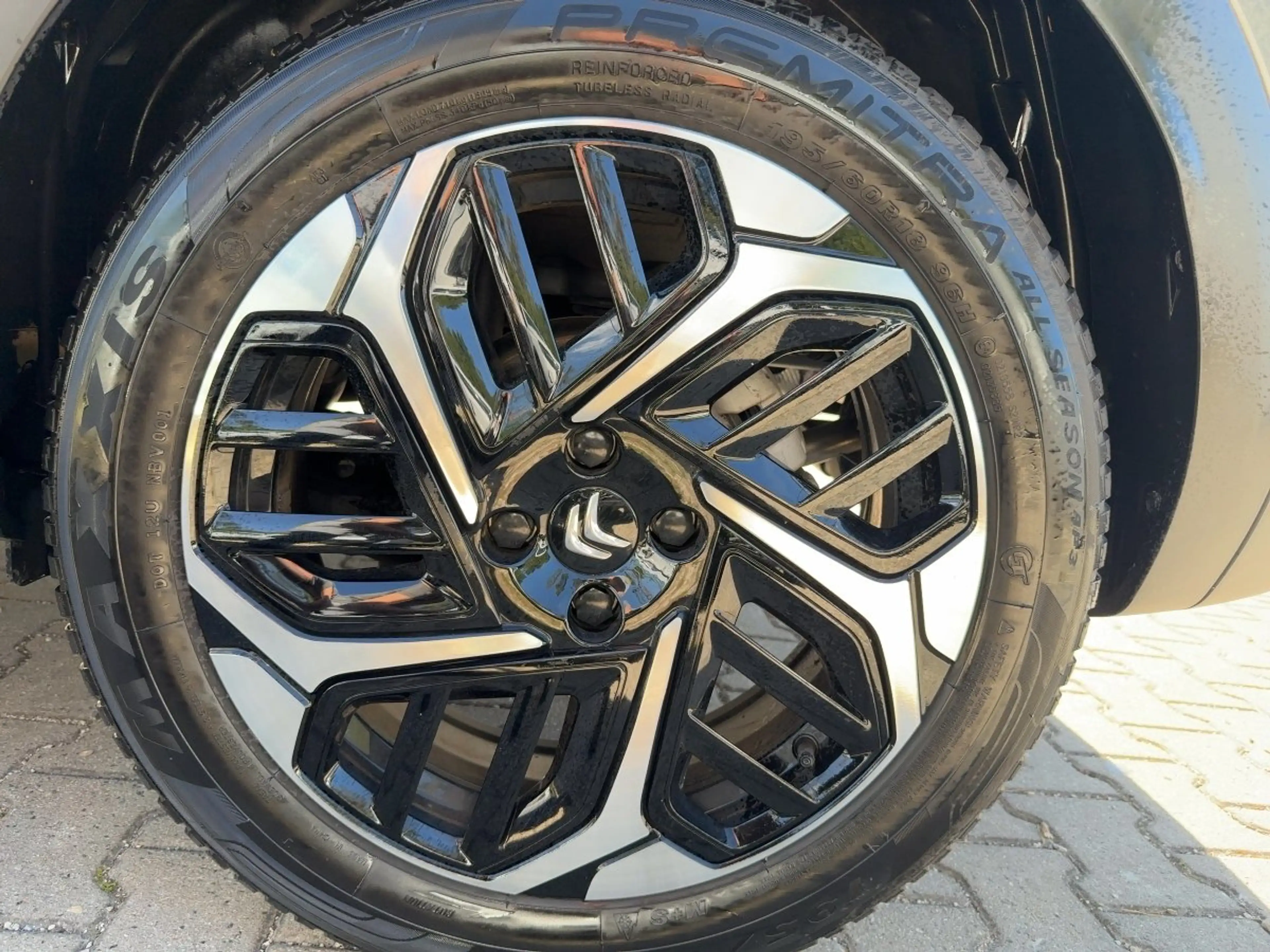 Citroen C4 1.2 PureTech 130 Max LED+Navi+SHZ+2xKlima+LM — photo 13