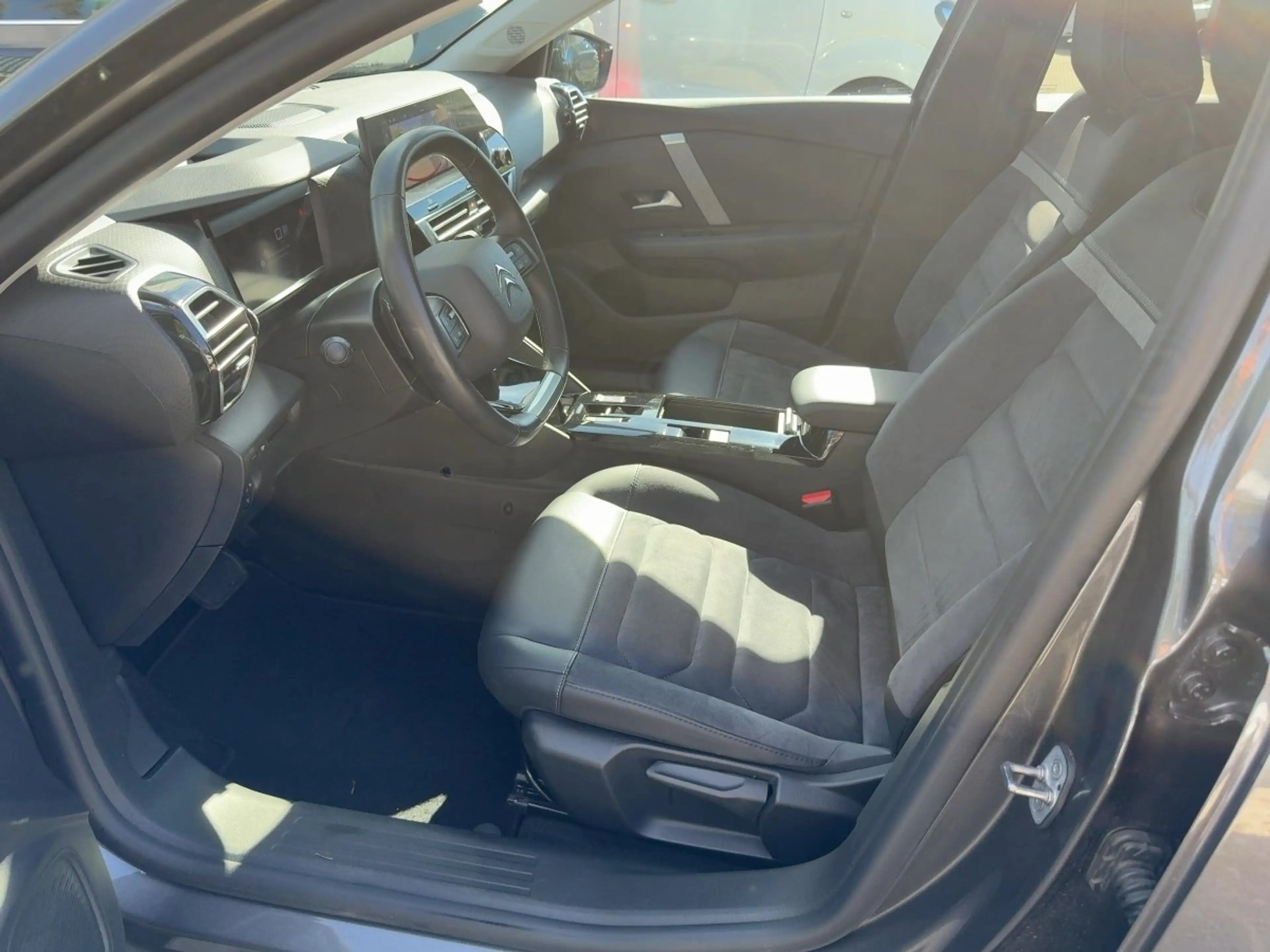 Citroen C4 1.2 PureTech 130 Max LED+Navi+SHZ+2xKlima+LM — photo 8