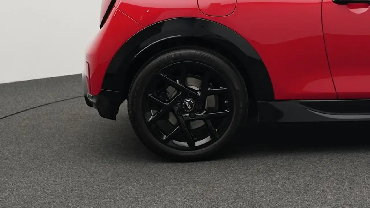 MINI Cooper S John Cooper Works Trim 11