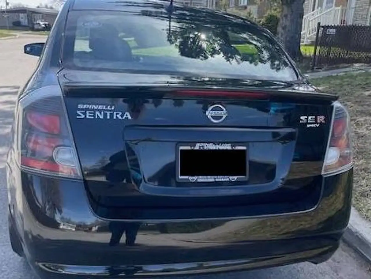 Nissan Sentra снимка Nissan Sentra