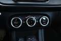 Alfa Romeo Giulietta 1.6 JTDm Super | AUT. | LEDER | LMV | CRUISE | PDC Rood - thumbnail 22