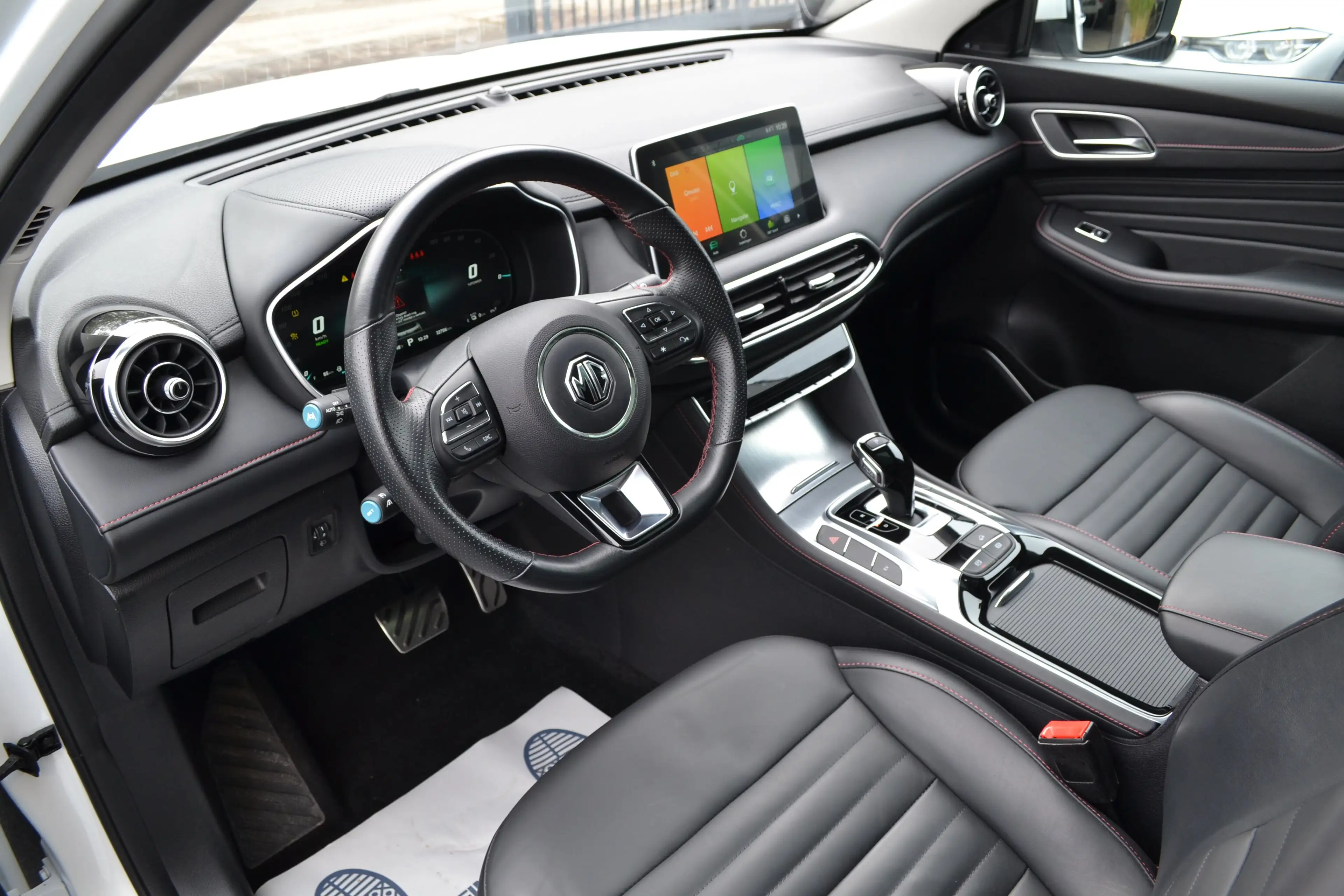 MG EHS 1.5 Plug-in hybride * FULL OPTION * Pano dak  * — photo 12
