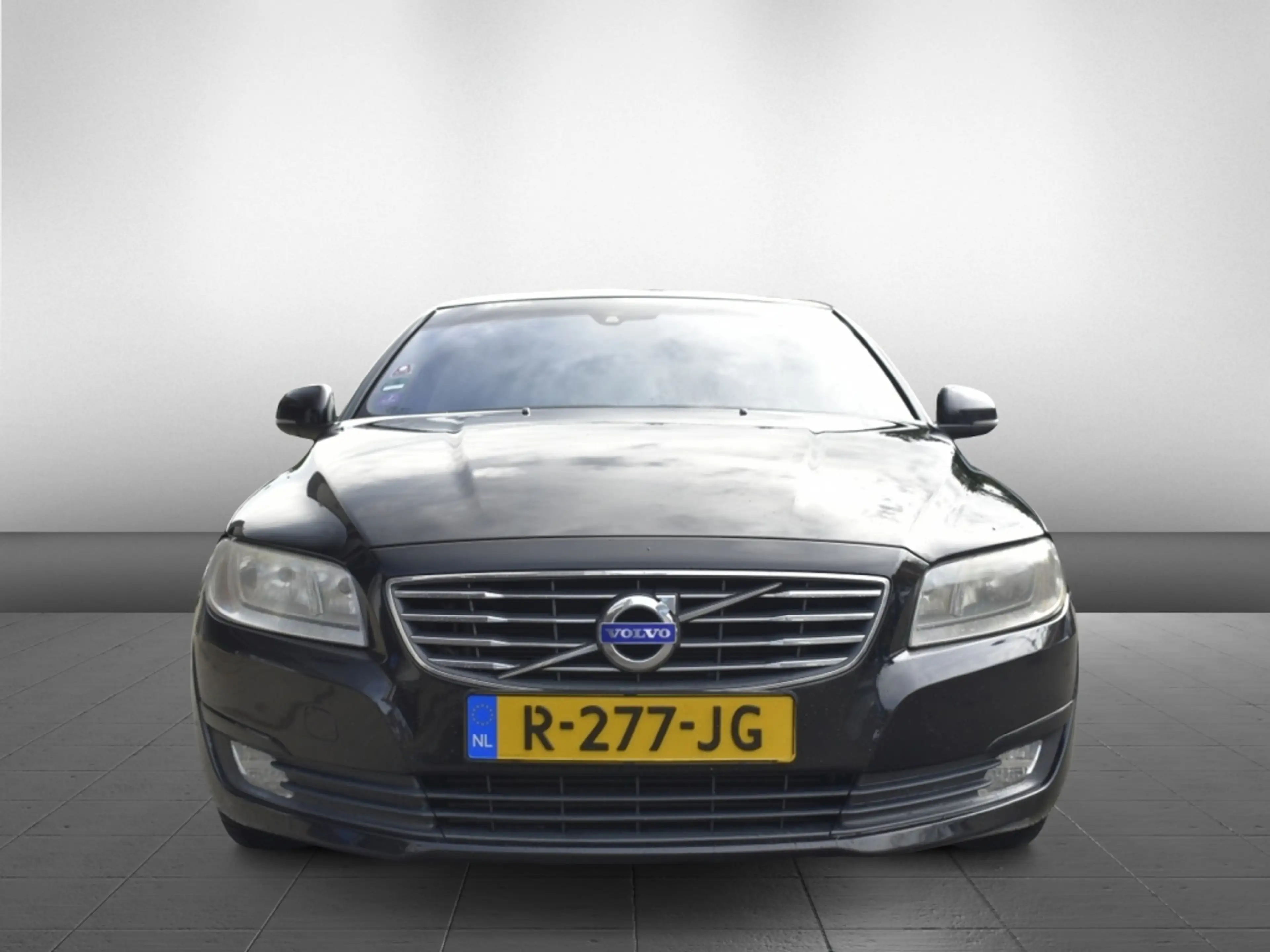 Volvo V70 2.0 T5 Kinetic — photo 2