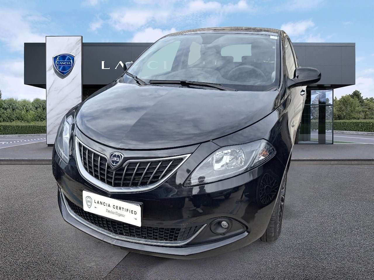 Lancia Ypsilon 1.0 FireFly 70cv Hybrid Platino
