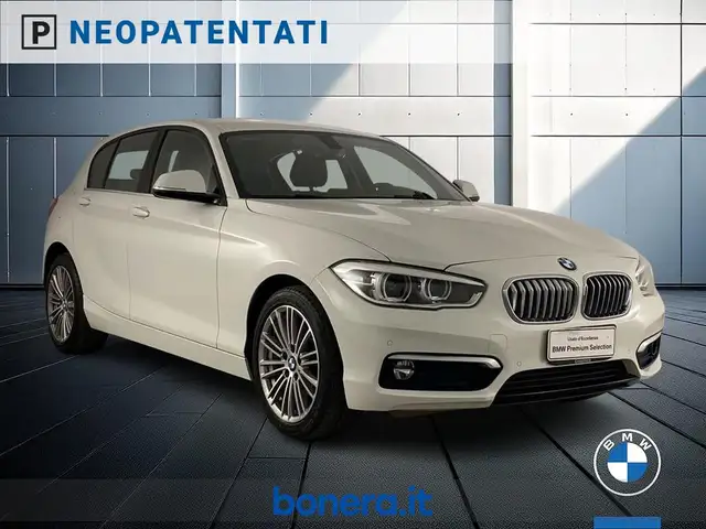 BMW 1 Series view 4