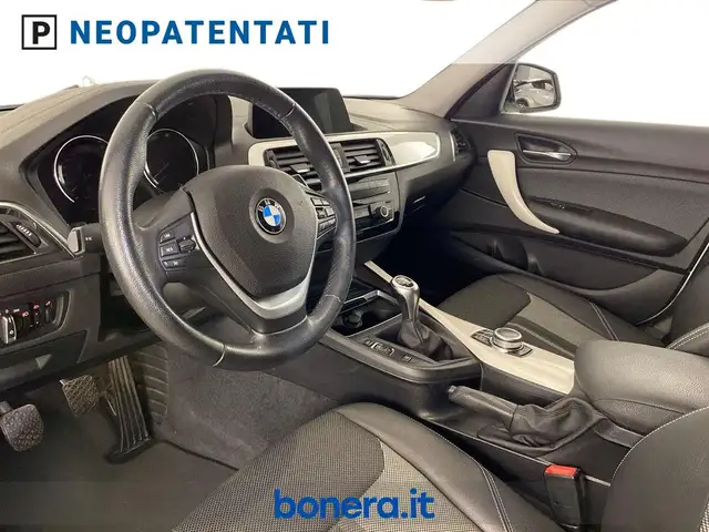 BMW 1 Series view 18