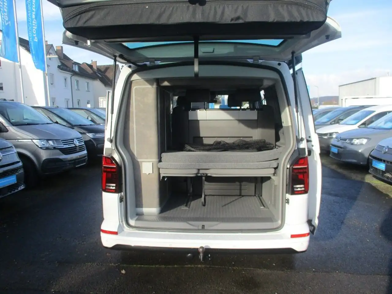 Volkswagen T6.1 California 2.0 TDI DSG Ocean Edition AHK 13