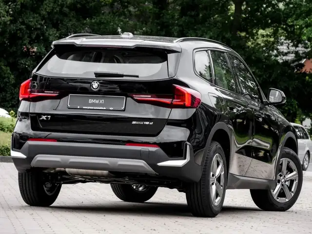 BMW X1 view 2