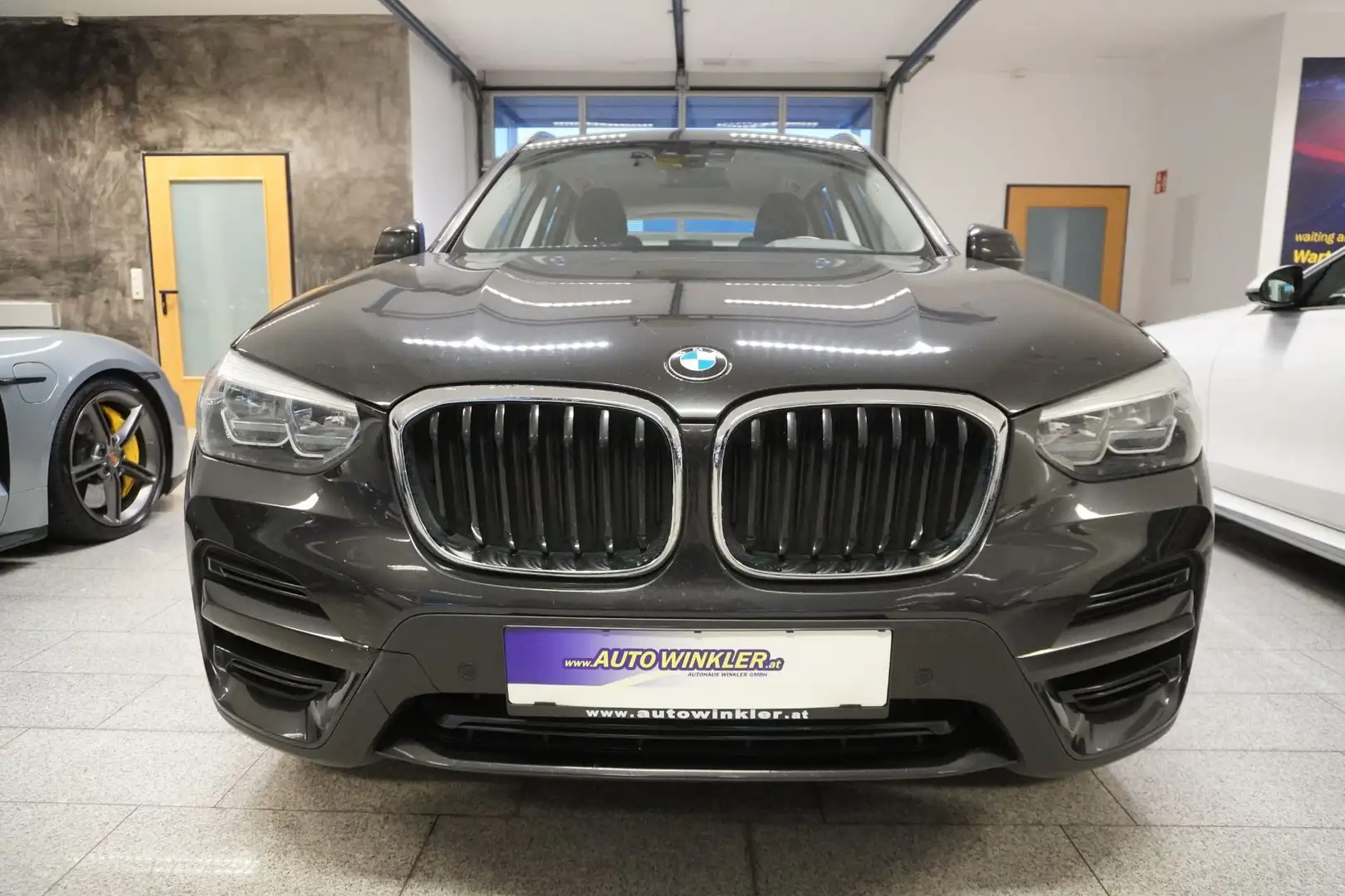 BMW X3 sDrive18d Aut. Temp./Nav. Grau - 2