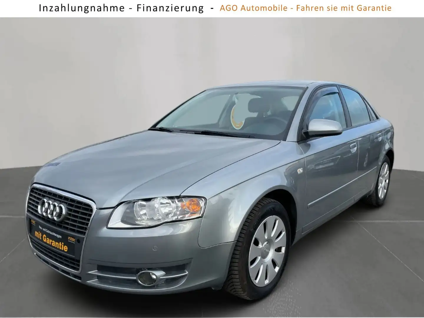 Audi A4 Lim. 2.0 *Scheckheft *Navi *Parktornic Šedá - 1