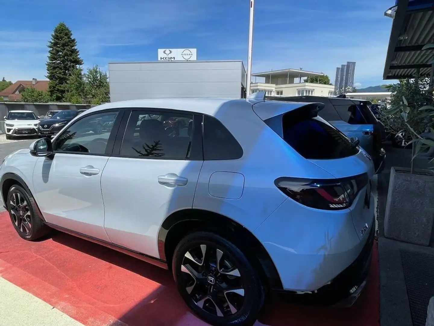 Honda ZR-V 2,0 i-MMD Hybrid Advance Aut. Vollausstattung Weiß - 2