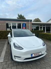 Model Y Performance Dual Motor AWD