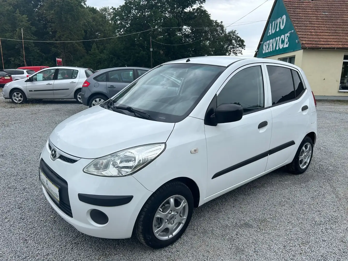 Hyundai i10 1.1 Classic / Klima / Tüv + Service neu Weiß - 1
