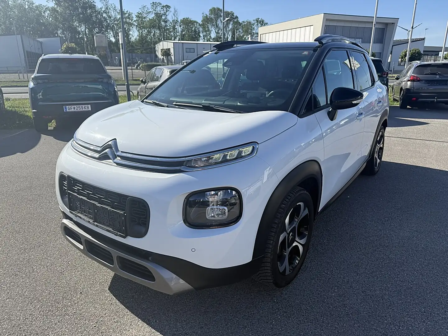 Citroen C3 Aircross PureTech 110 S&S EAT6 Shine Aut. Weiß - 1