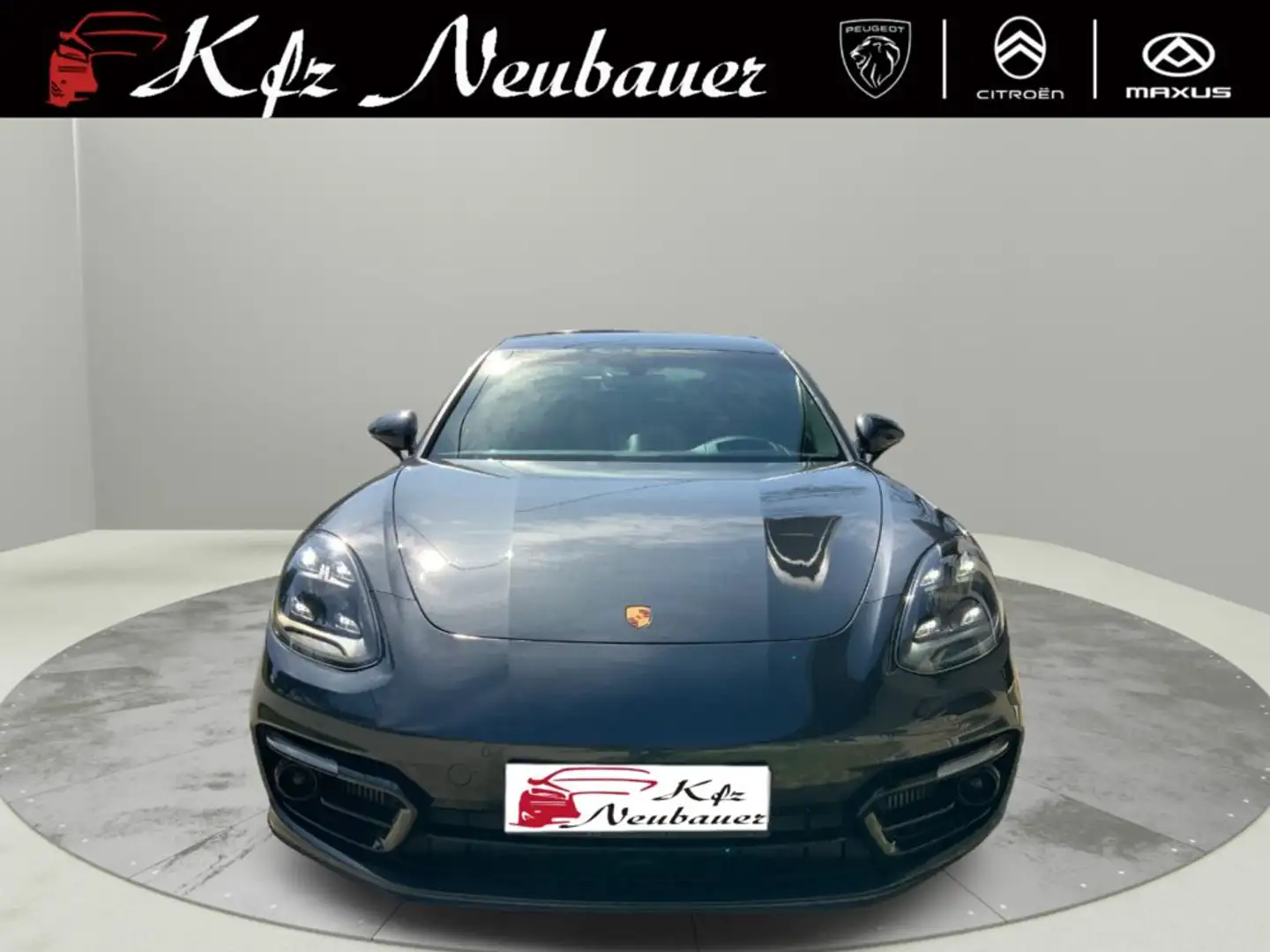 Porsche Panamera 4 E-Hybrid Grau - 2
