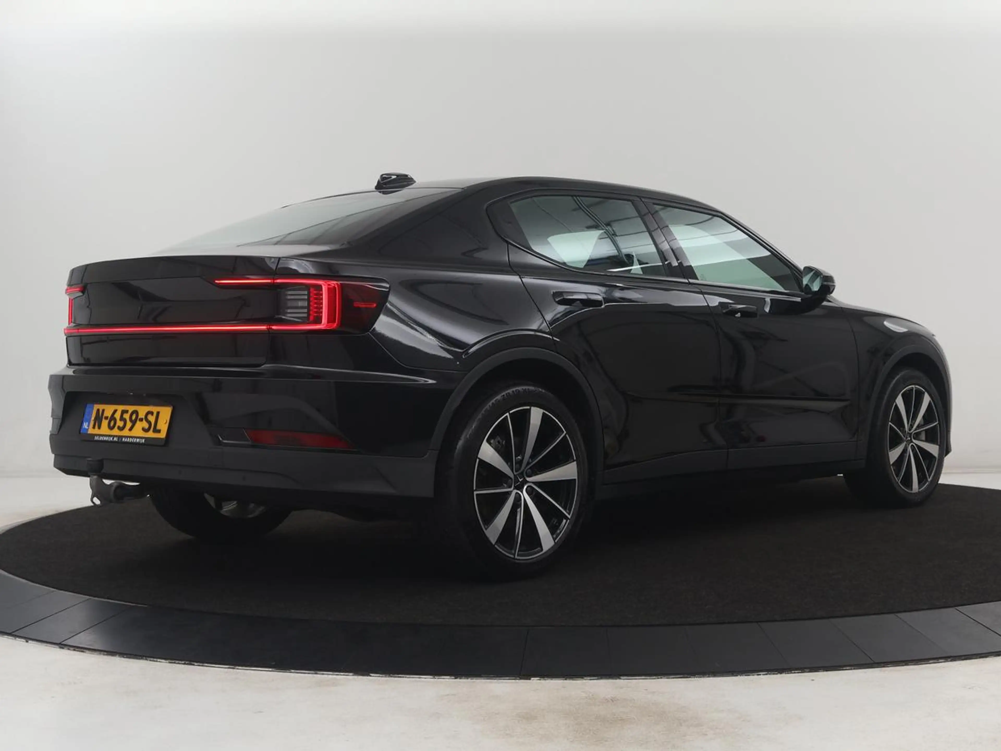 Polestar 2 Standard Range Single Motor 63kWh | SOH 89,4% | St — photo 36