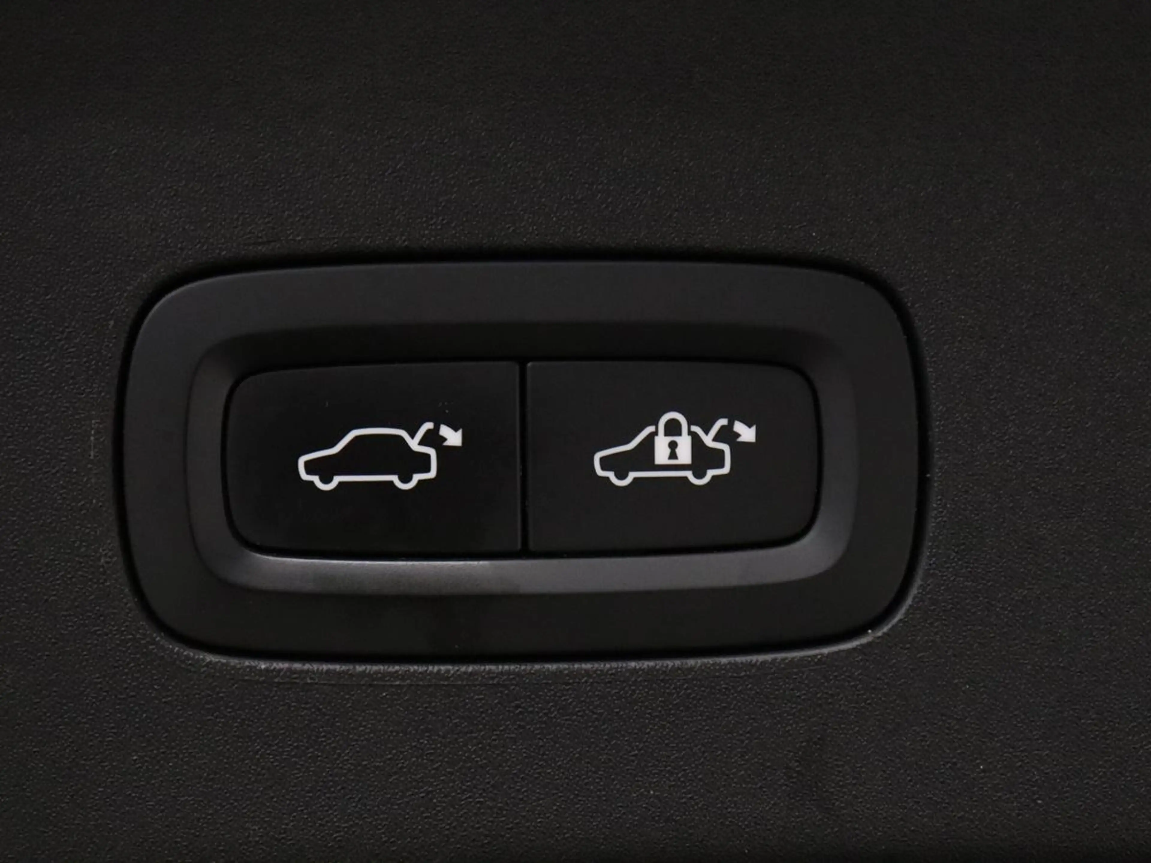 Polestar 2 Standard Range Single Motor 63kWh | SOH 89,4% | St — photo 9