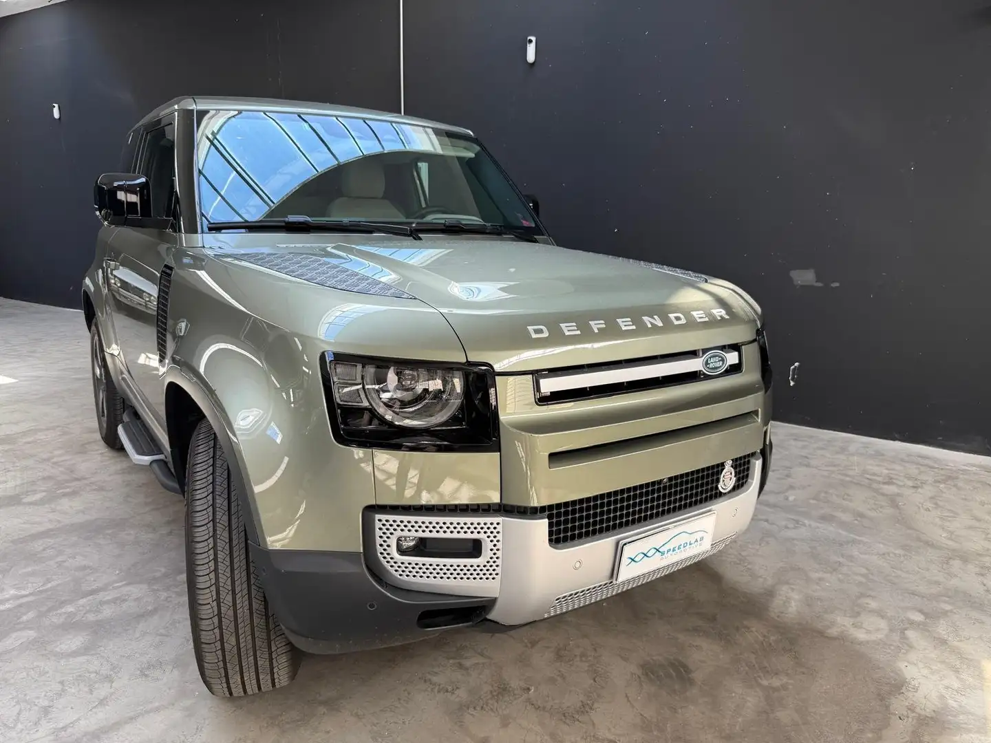 Land Rover Defender Defender 90 3.0d X-Dynamic HSE awd 250cv Grün - 1