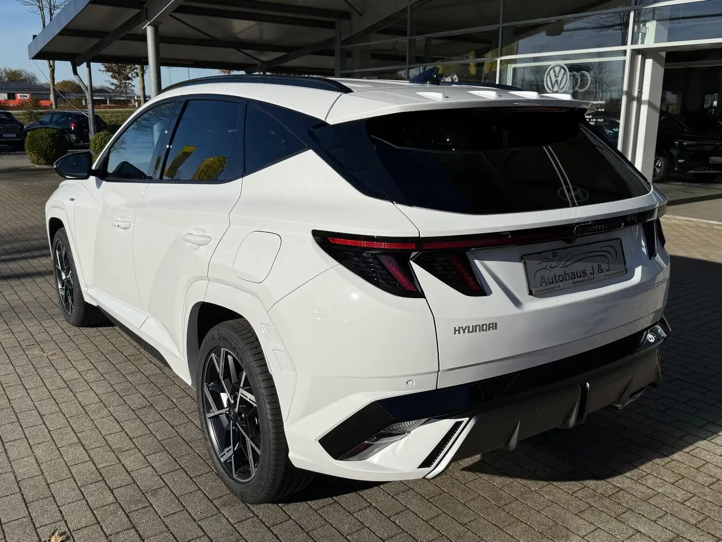 Hyundai TUCSON 1.6 T-GDI N Line DCT Navi/RFK/el.Klappe Weiß - 2