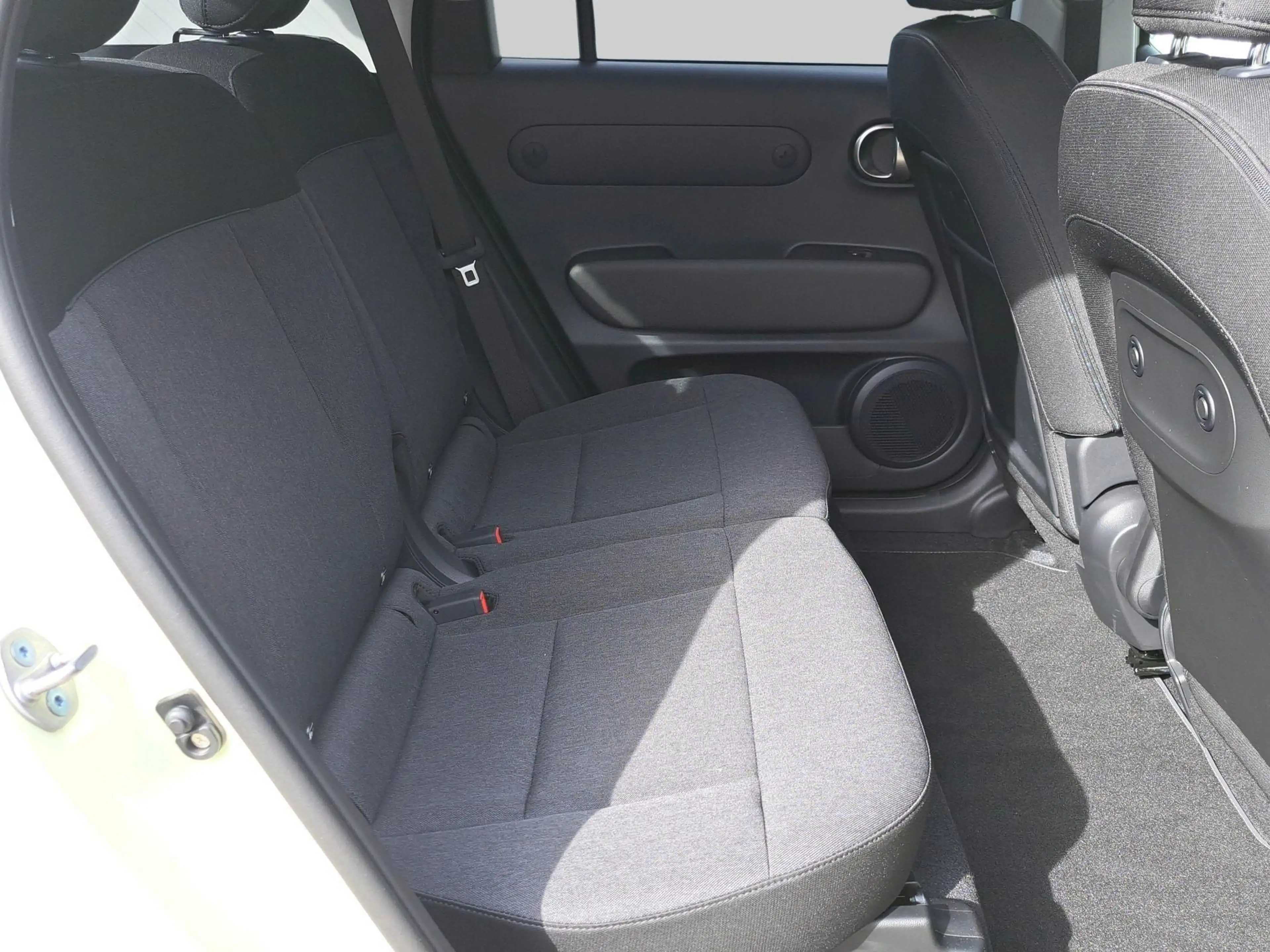 Hyundai Inster Pulse 49 kWh — photo 14