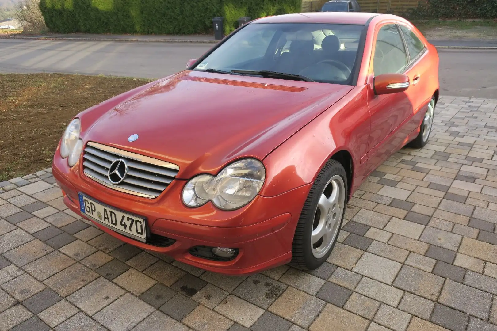 Mercedes-Benz C 180 Sportcoupe C 180 Kompr 1. Hand Unfallfrei Mopf Orange - 2