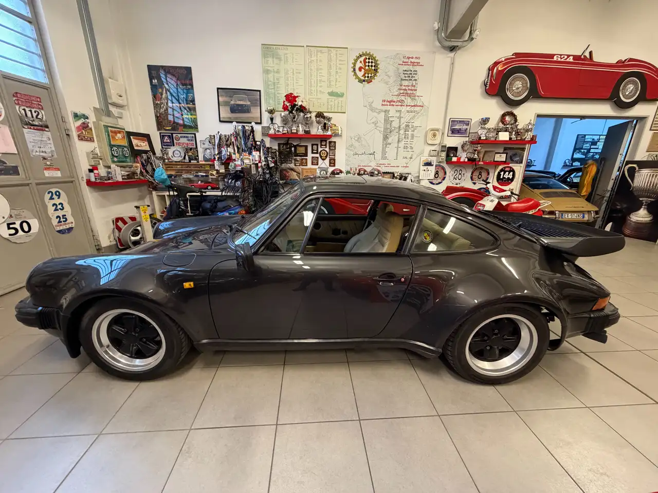 Porsche 930 Turbo, foto 7