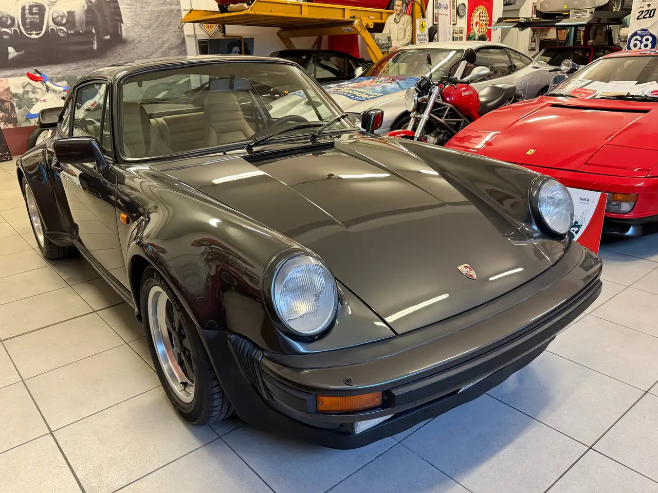 Porsche 930 Turbo, foto 2