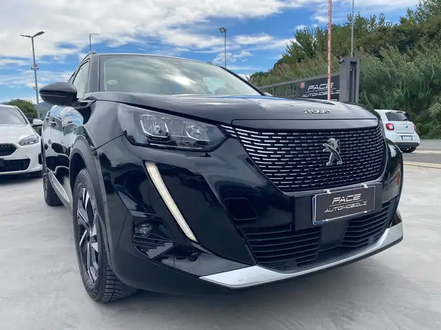 Peugeot 2008 view 7