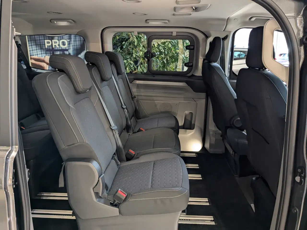 Ford Tourneo Custom 320 L1 2.0 l 110 kW Titanium 6