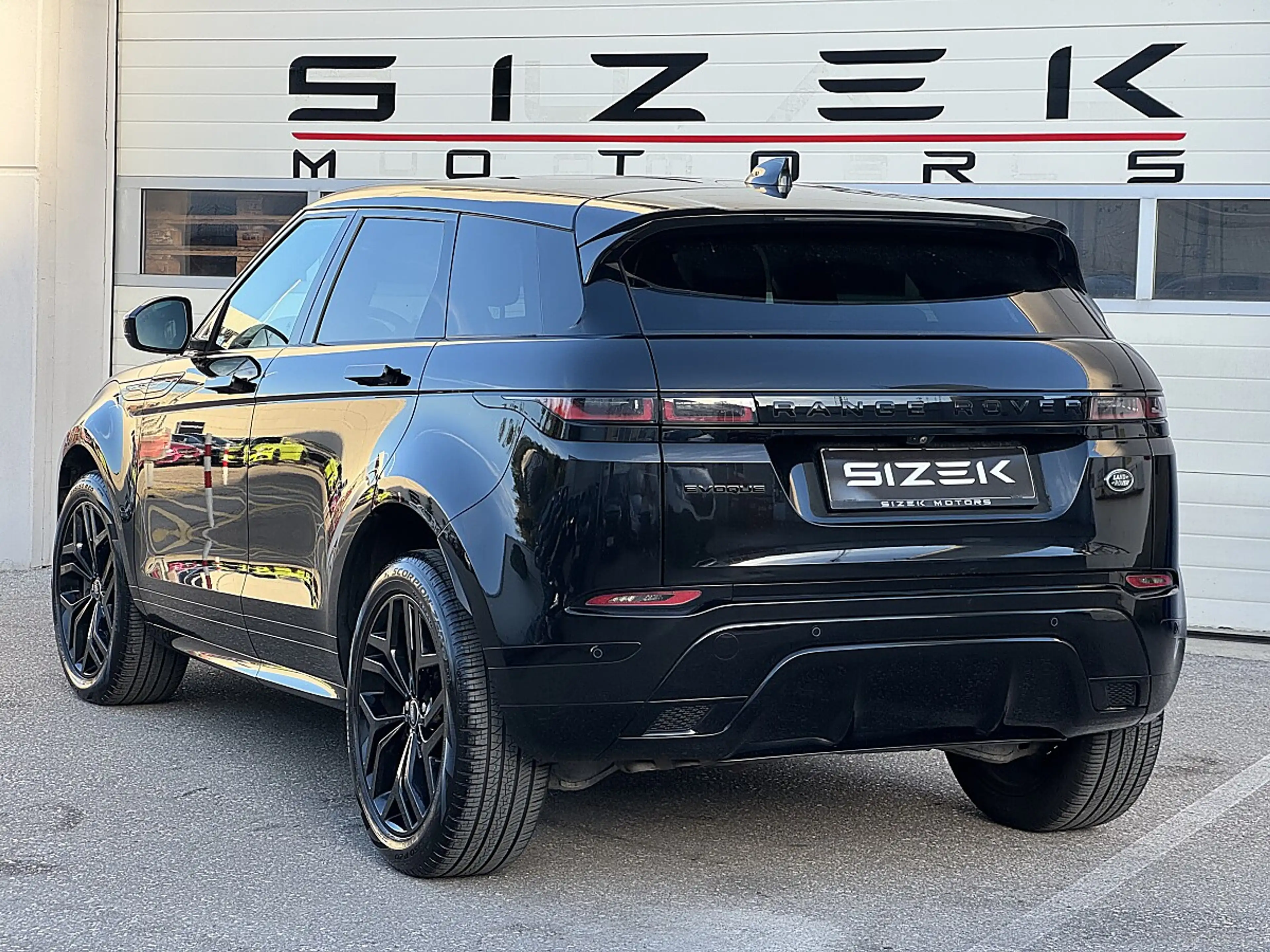 Land Rover Range Rover Evoque R-Dynamic D165 AWD Aut. — photo 3