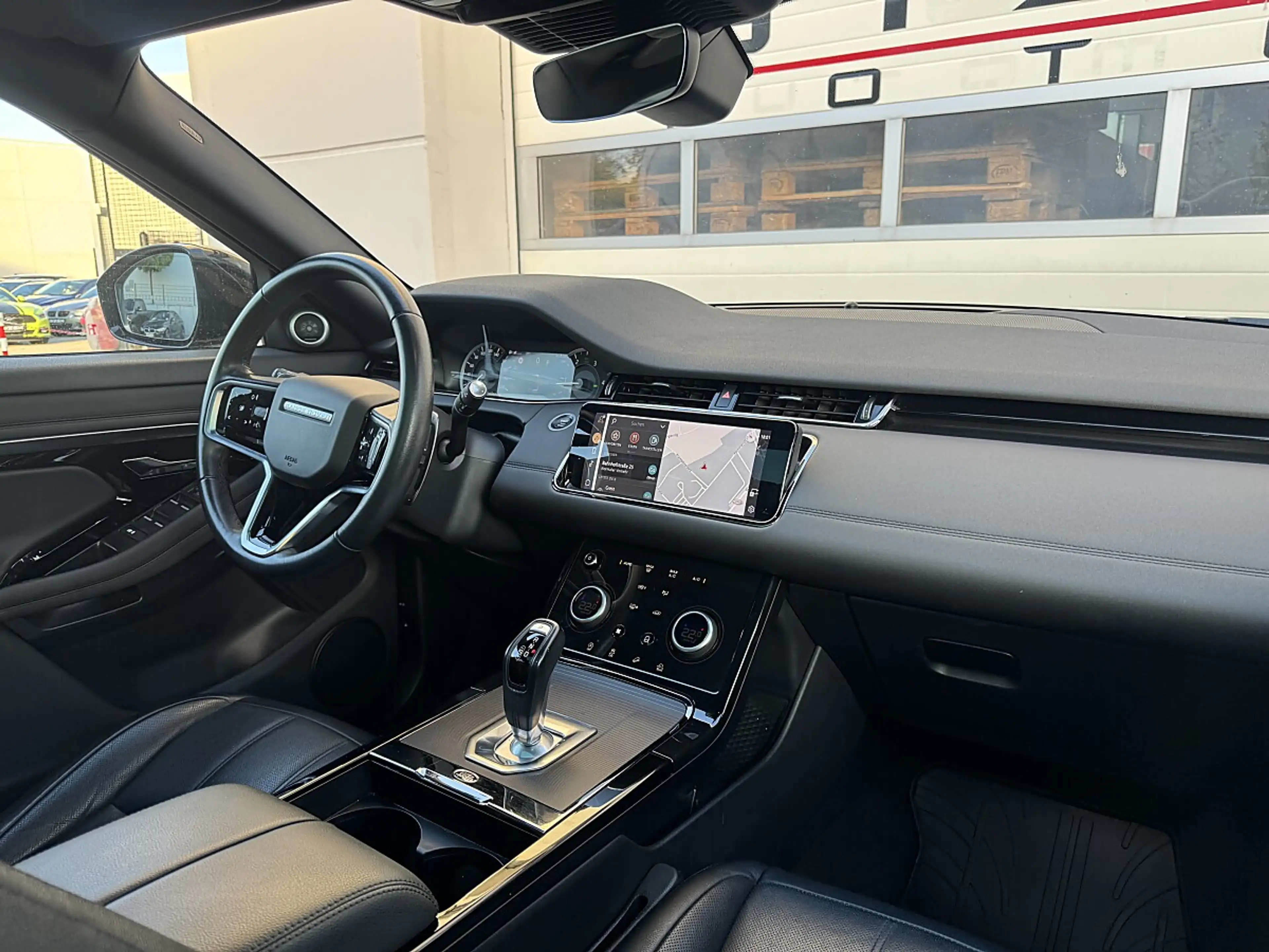 Land Rover Range Rover Evoque R-Dynamic D165 AWD Aut. — photo 11