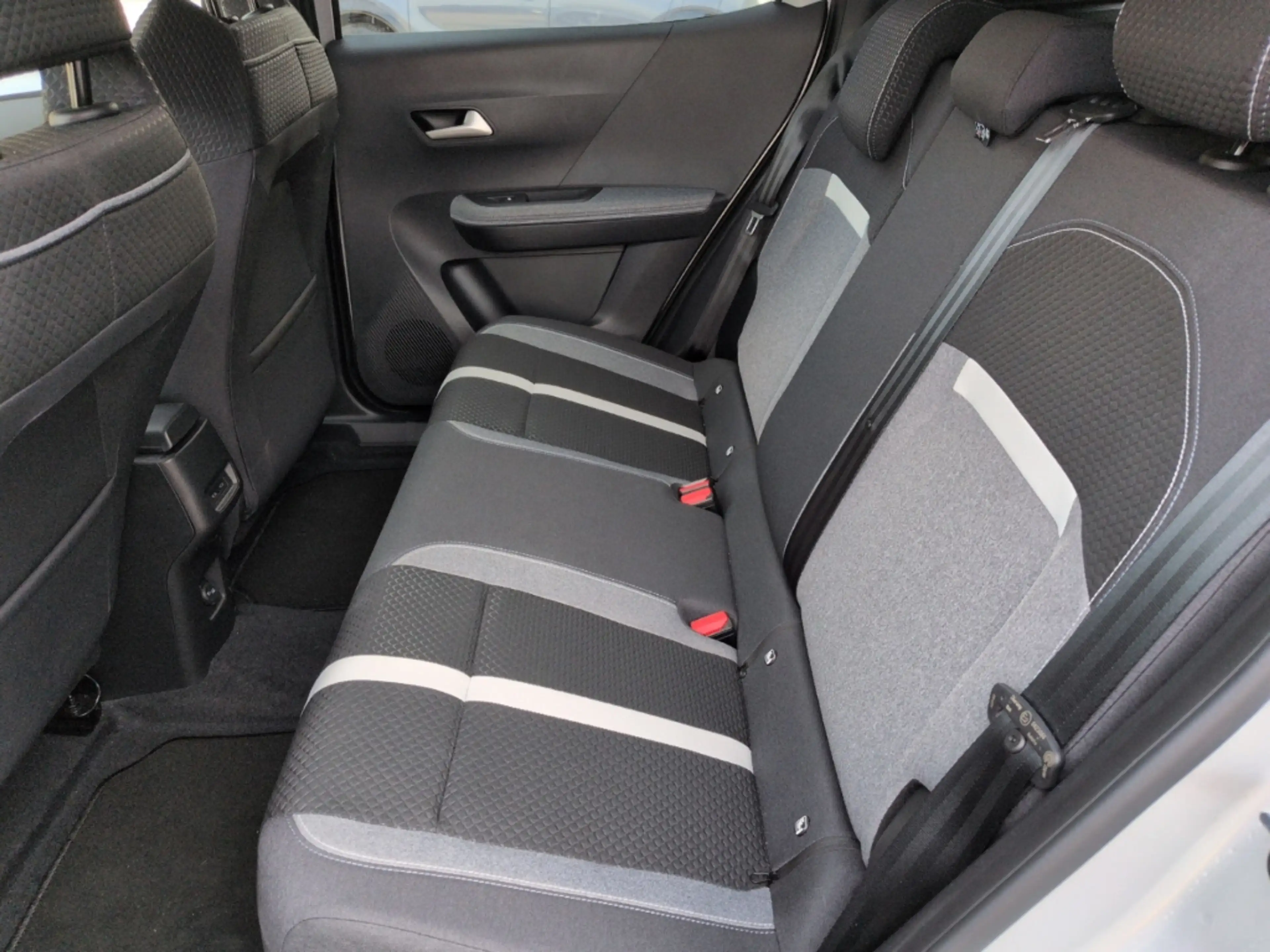 Opel Frontera Electric GS 11 KW LED Rückfahrkamera Sitz + Lenkra — photo 8