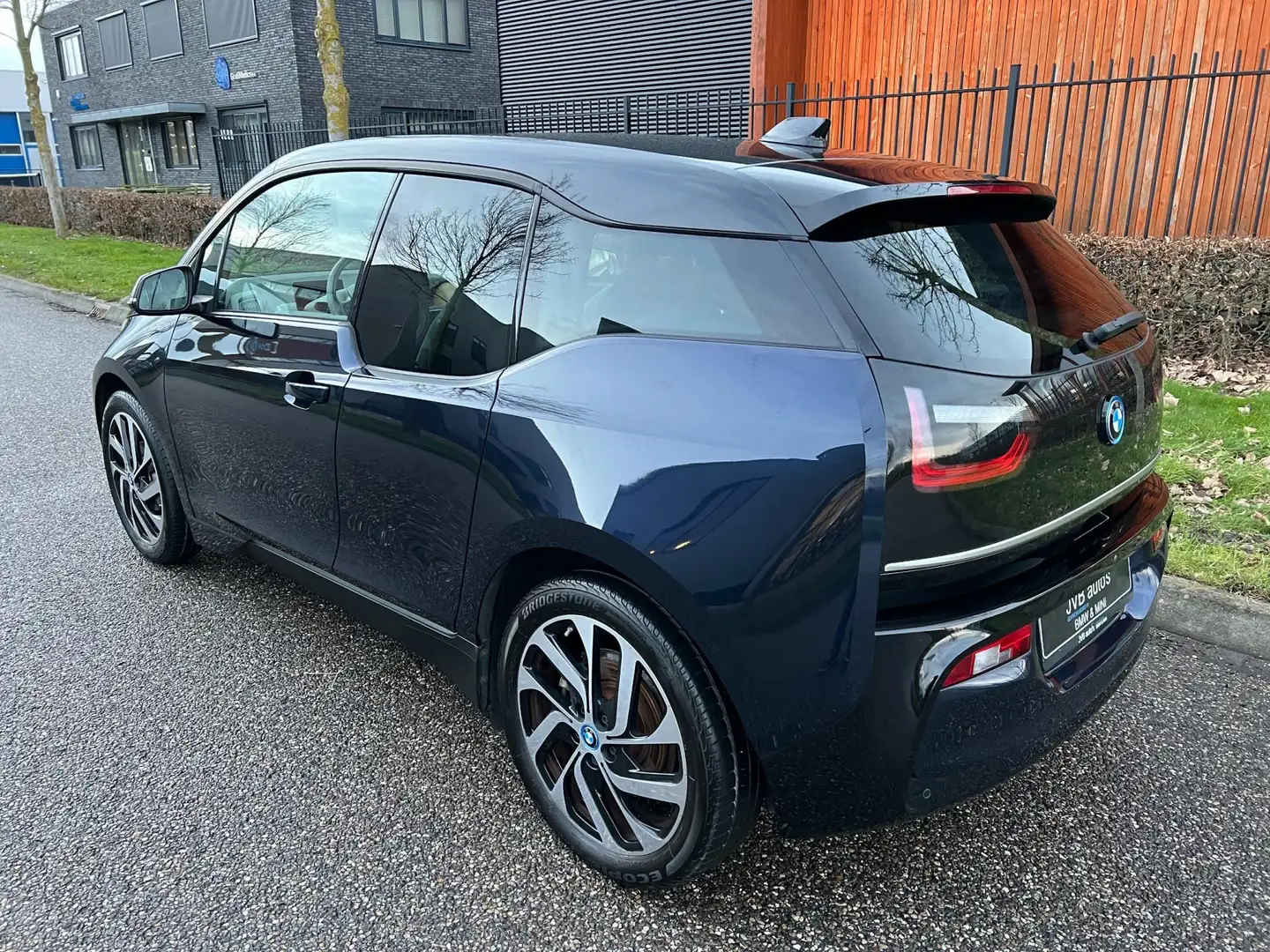 BMW i3 120Ah, SoH 98% incl. BTW, camera, stoelverwarming Blau - 2