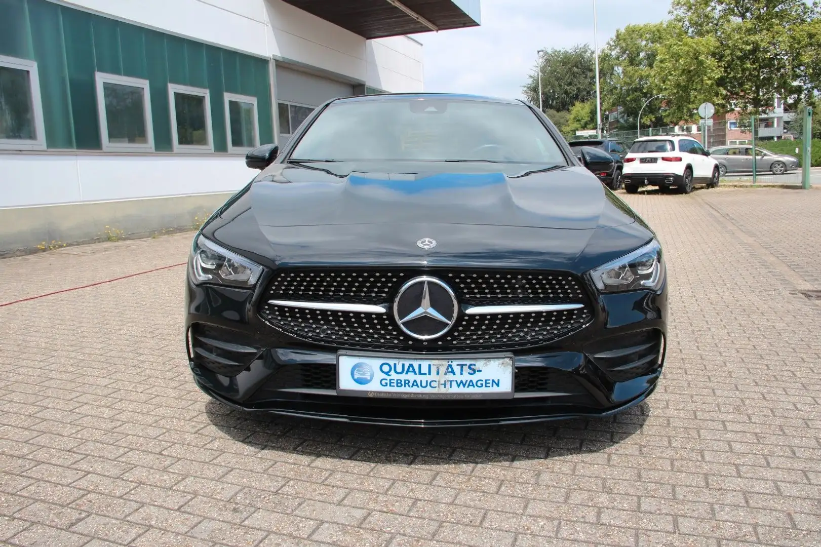Mercedes-Benz CLA 220 d Edition AMG Line Night,Pano,Wide,Multi Noir - 1