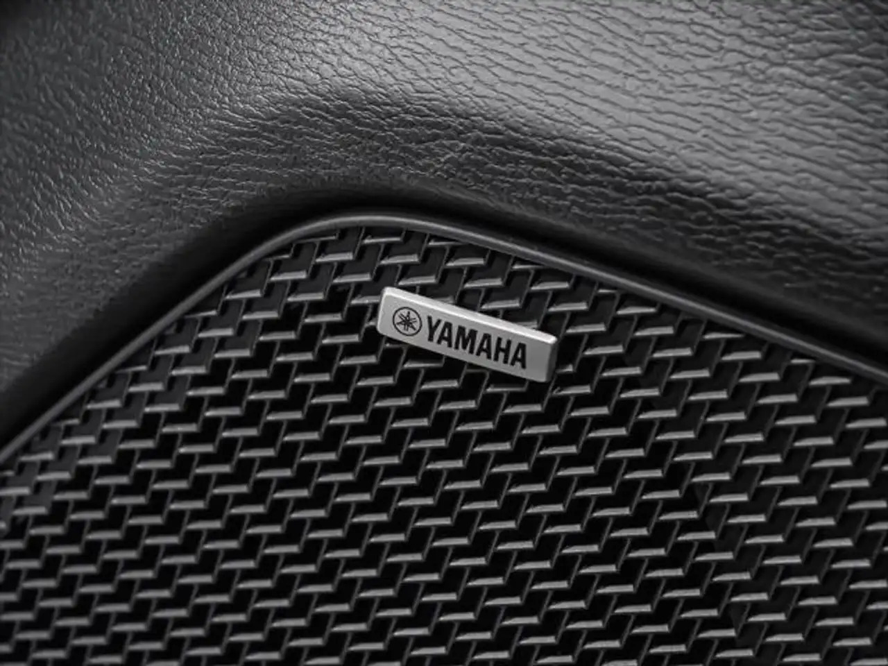 Mitsubishi Outlander снимка Mitsubishi Outlander