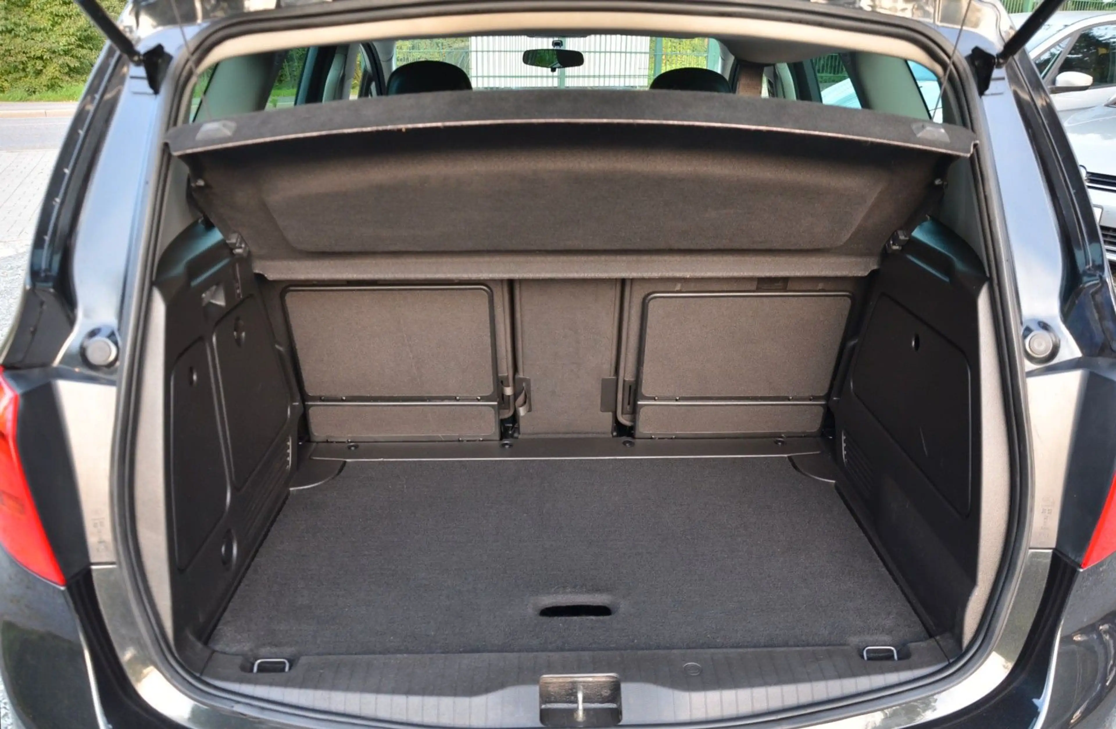 Opel Meriva B Active 1.4T Klima Sitzheizung Tüv neu — photo 14