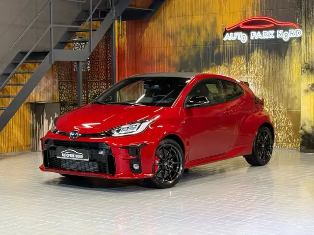 2024 Toyota Yaris in Red for sale