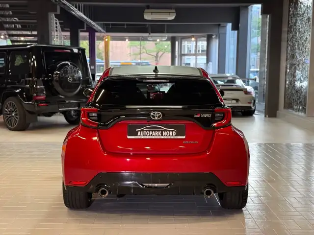 Toyota Yaris view 6